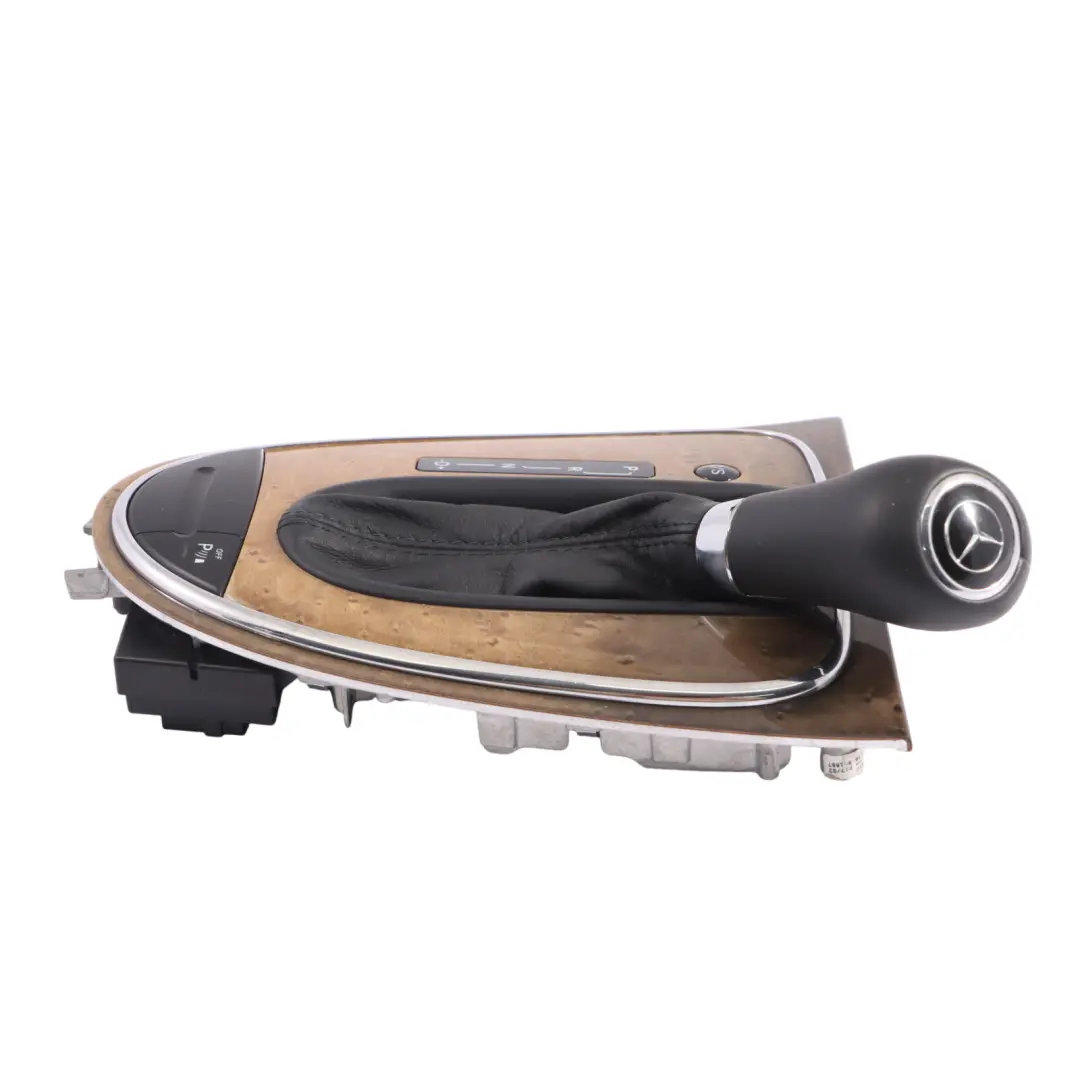 W219 Pommeau Levier Vitesse Cuir Boîte Automatique pour Mercedes CLS à propos du numéro de pièce A2192670110 Mercedes CLS W219 Pommeau Levier Vitesse Cuir Boîte Automatique - SKU A2192670110-2 - Numéro de pièce A2192670110