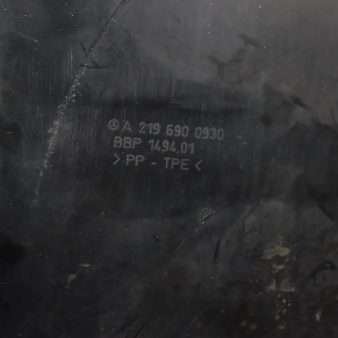 Nadkole Osłona Lewy Przód do Mercedes C219 o numerze A2196900930 Mercedes C219 Nadkole Osłona Lewy Przód - SKU A2196900930 - Numer Części A2196900930