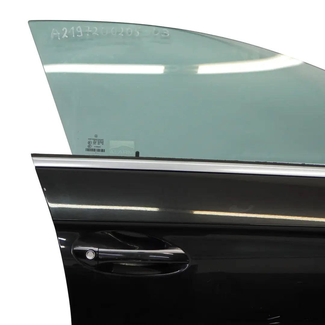 Mercedes W219 CLS Porte Avant Droite Noir Obsidien Métallisé - 197 - SKU A2197200205-OB - Numéro de pièce A2197200205