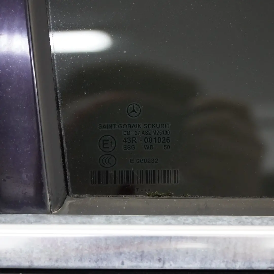 W219 CLS Porte Arrière Droite Noir Obsidienne Métallisé - 197 pour Mercedes à propos du numéro de pièce A2197300205 Mercedes W219 CLS Porte Arrière Droite Noir Obsidienne Métallisé - 197 - SKU A2197300205-OB2 - Numéro de pièce A2197300205