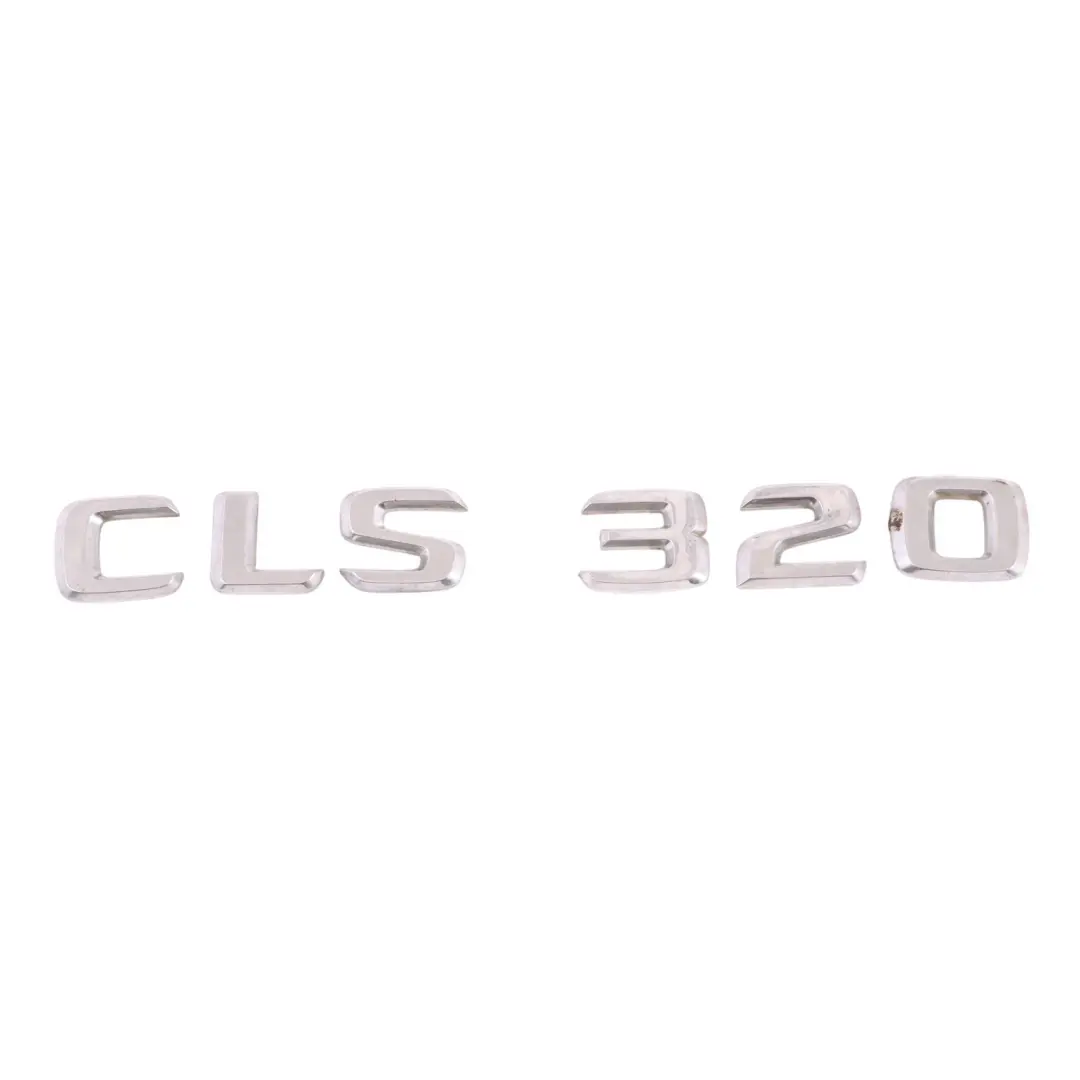 Trasero Boot Trunk Tailgate Emblema Lettering CLS 320 para Mercedes C219 con número de pieza A2198170915 Mercedes C219 Trasero Boot Trunk Tailgate Emblema Lettering CLS 320 - SKU A2198170915 - Número de pieza A2198170915