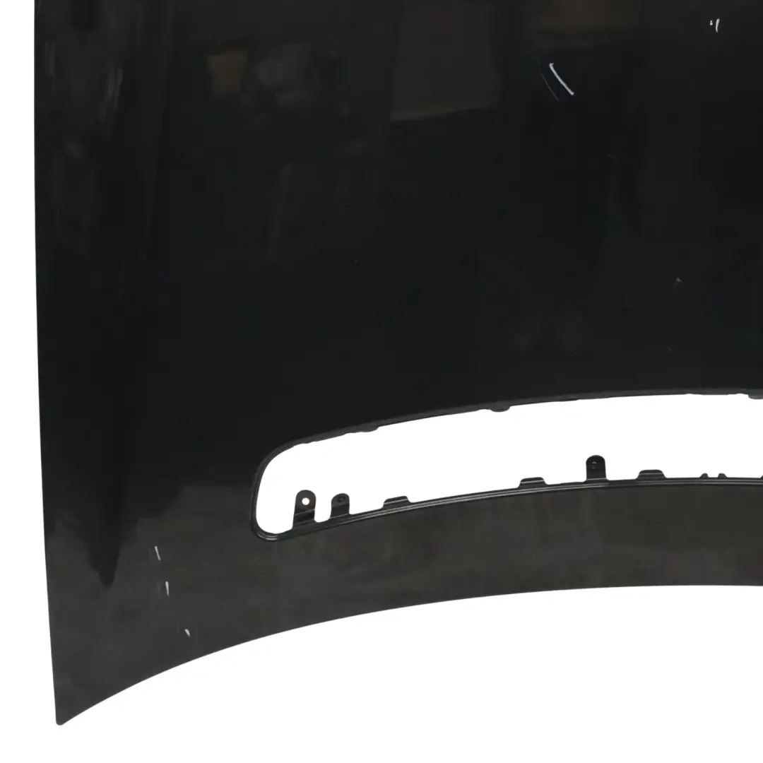 W219 Maska Pokrywa Silnika Obsidian Black Czarny Metalik - 197 do Mercedes o numerze A2198800357 Mercedes W219 Maska Pokrywa Silnika Obsidian Black Czarny Metalik - 197 - SKU A2198800357-OB1 - Numer Części A2198800357