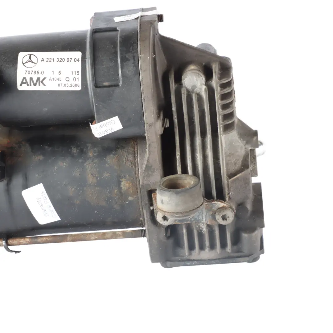 Pneumatic Compressor Mercedes C216 W221 Petrol Air Suspension Pump to with Part number A2213200704 Pneumatic Compressor Mercedes C216 W221 Petrol Air Suspension Pump - SKU A2213200704 - Part number A2213200704