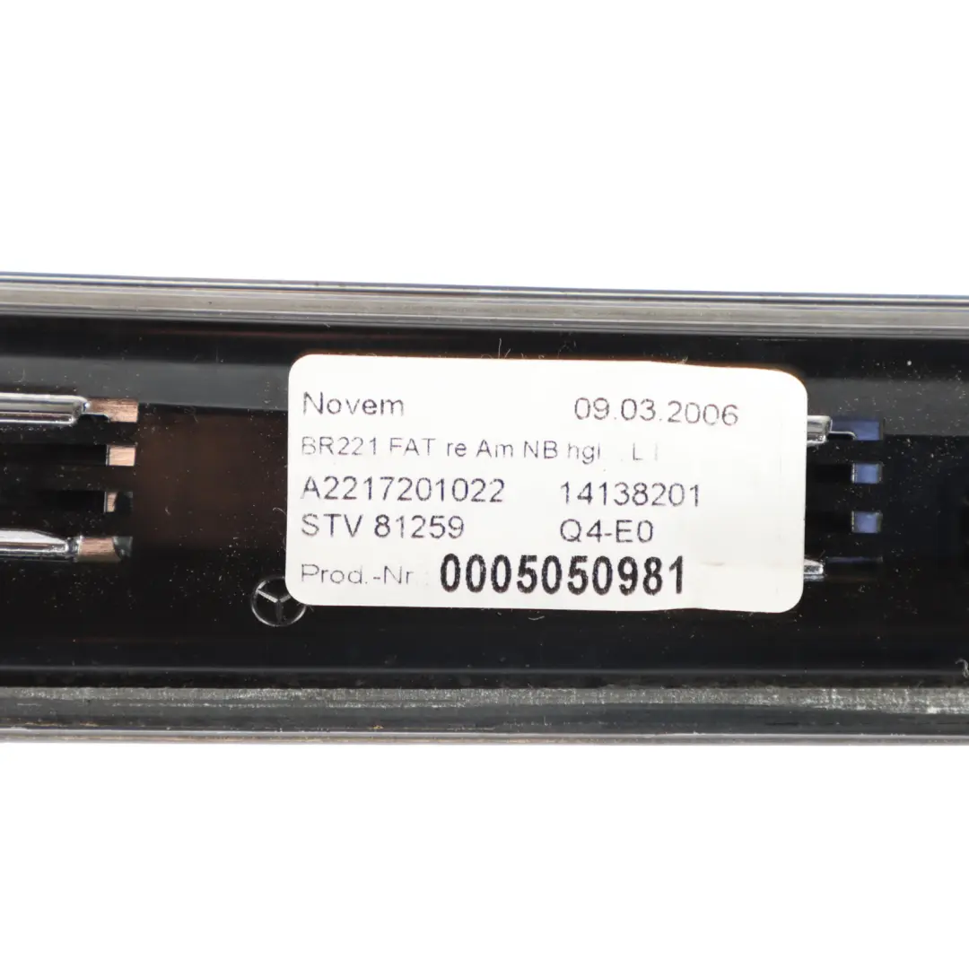 Mercedes W221 Moldura Superior Delantera De Madera Derecha - SKU A2217201022 - Número de pieza A2217201022