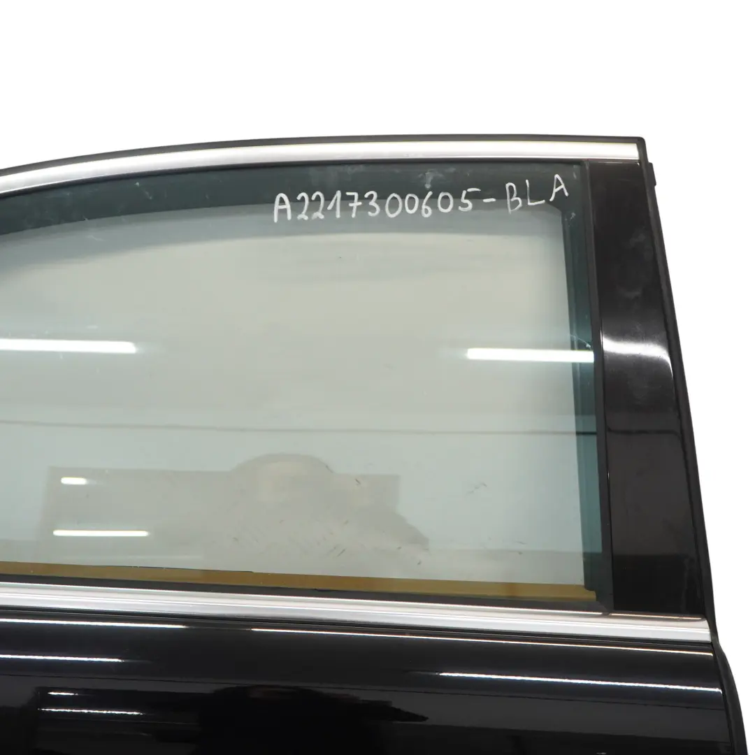 Right Door O/S Door Schwarz Black - 040 to Mercedes W221 Long Rear with Part number A2217300605 Mercedes W221 Long Rear Right Door O/S Door Schwarz Black - 040 - SKU A2217300605-BLA - Part number A2217300605