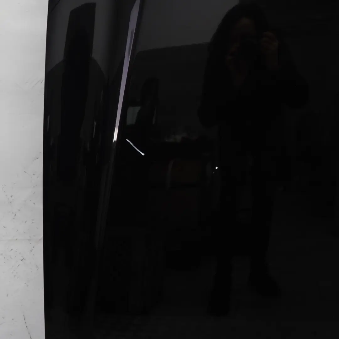 Maska Pokrywa Silnika Schwarz Czarny - 040 do Mercedes W221 o numerze A2218800157 Mercedes W221 Maska Pokrywa Silnika Schwarz Czarny - 040 - SKU A2218800157-BLA - Numer Części A2218800157