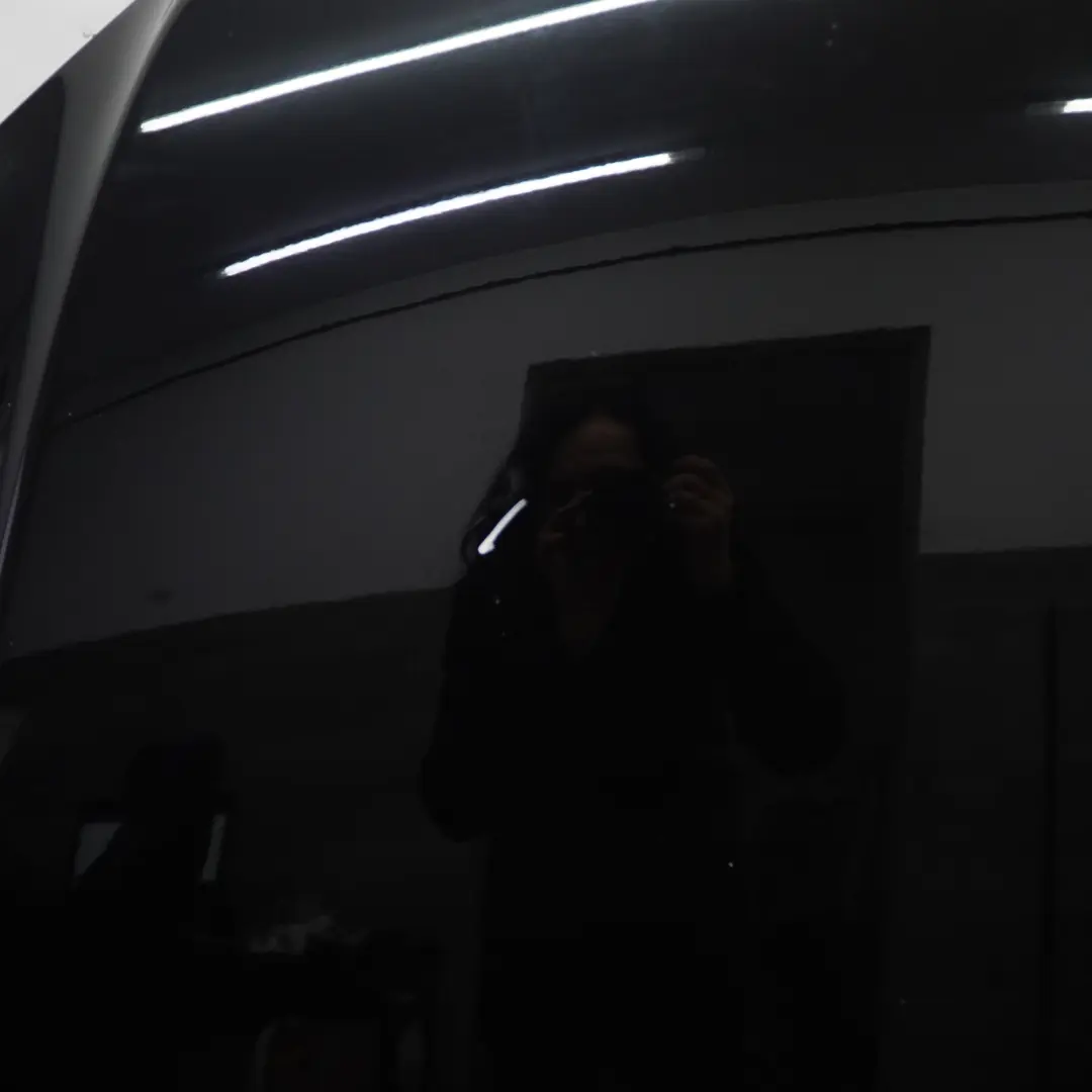 Maska Pokrywa Silnika Schwarz Czarny - 040 do Mercedes W221 o numerze A2218800157 Mercedes W221 Maska Pokrywa Silnika Schwarz Czarny - 040 - SKU A2218800157-BLA - Numer Części A2218800157