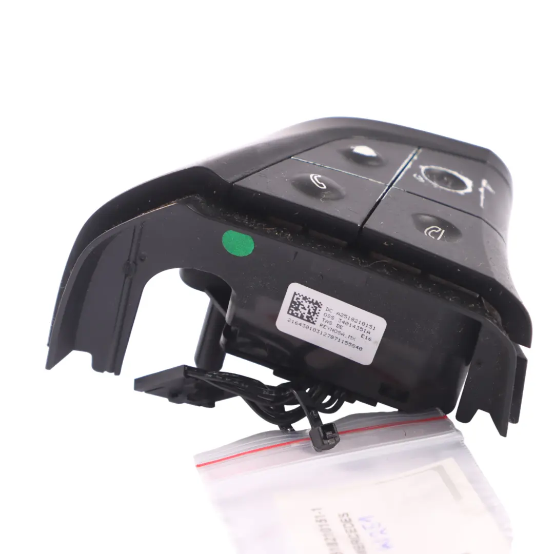 Interruttore a pulsante volante destro Multifunzione per Mercedes W251 con numero di parte A2518210151 Mercedes W251 Interruttore a pulsante volante destro Multifunzione - SKU A2518210151-1 - Numero di parte A2518210151