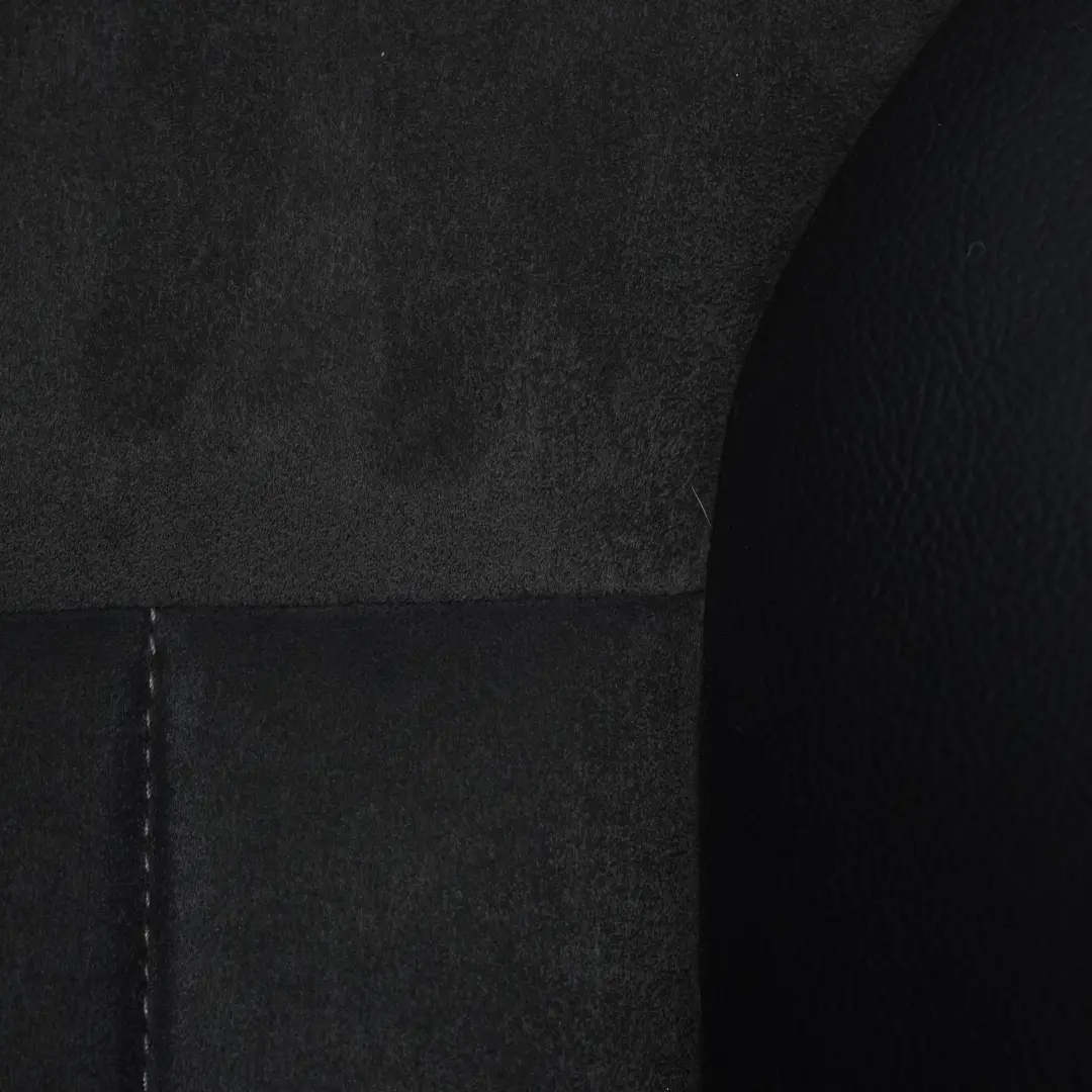 Sitzbezug Rückenlehne Vorne Links Leder Alcantara für Mercedes W164 mit Teilenummer A2519103547 Mercedes W164 Sitzbezug Rückenlehne Vorne Links Leder Alcantara - SKU A2519103547-1 - Teilenummer A2519103547