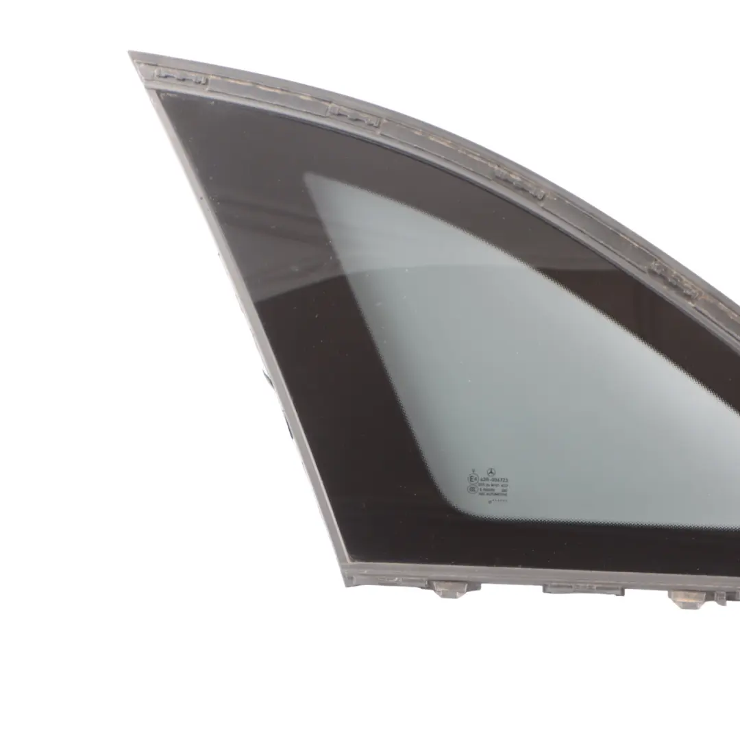 Vetro Finestrino Posteriore Quarto Lato Sinistro AS3 per Mercedes X253 con numero di parte A2536703501 Mercedes X253 Vetro Finestrino Posteriore Quarto Lato Sinistro AS3 - SKU A2536703501 - Numero di parte A2536703501