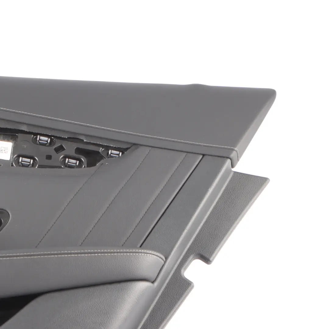 Rivestimento scheda porta posteriore destro nero AMG per Mercedes C253 con numero di parte A2537301603 Mercedes C253 Rivestimento scheda porta posteriore destro nero AMG - SKU A2537301603-1 - Numero di parte A2537301603