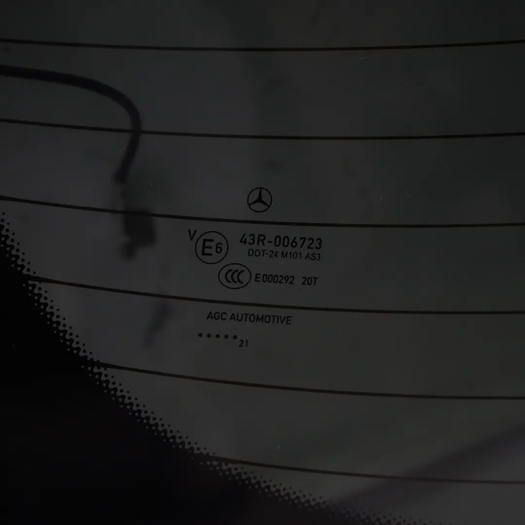 Szyba Tylna Klapy Bagażnika Przyciemniana AS3 do Mercedes C253 o numerze A2537406800 Mercedes C253 Szyba Tylna Klapy Bagażnika Przyciemniana AS3 - SKU A2537406800 - Numer Części A2537406800