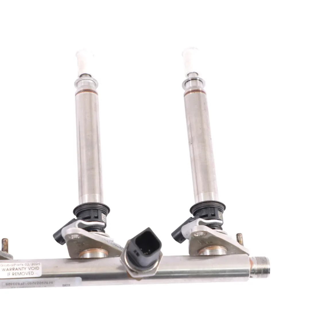 Kraftstoffeinspritzung Rail Injektoren für Mercedes V177 Motor mit Teilenummer A2600700800 Mercedes V177 Motor Kraftstoffeinspritzung Rail Injektoren - SKU A2600700800 - Teilenummer A2600700800