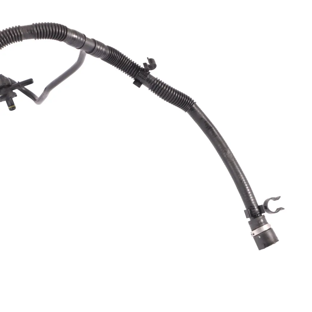 M270 Tuyau Conduite Séparateur D'Huile Moteur Essence pour Mercedes W176 à propos du numéro de pièce A2700104203 Mercedes W176 M270 Tuyau Conduite Séparateur D'Huile Moteur Essence - SKU A2700104203 - Numéro de pièce A2700104203