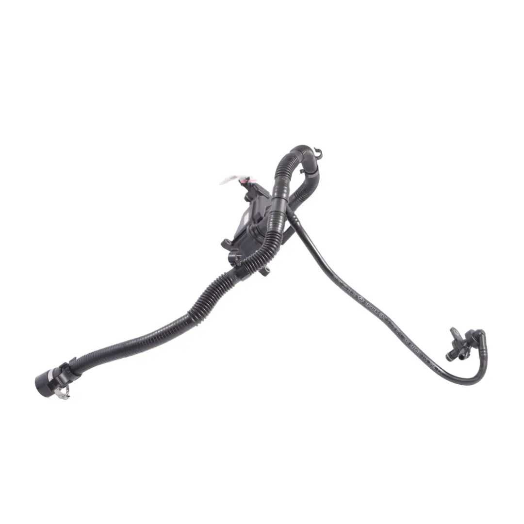 M270 Motor Gasolina Separador De Aceite Manguera Tubo para Mercedes W176 con número de pieza A2700104203 Mercedes W176 M270 Motor Gasolina Separador De Aceite Manguera Tubo - SKU A2700104203 - Número de pieza A2700104203