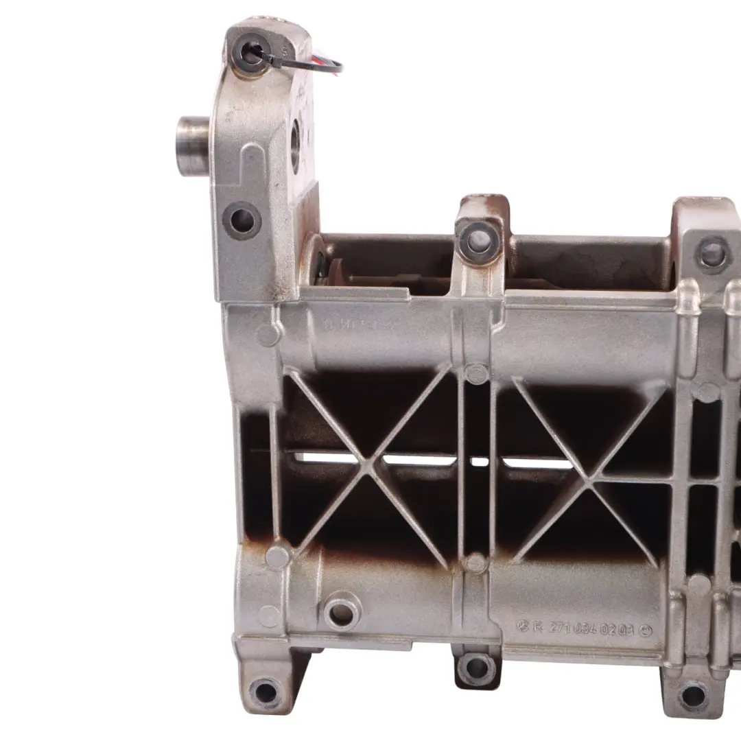 Mercedes W203 W204 W211 M271 Bomba de aceite del motor de gasolina A2710340203 - SKU A2710300771-1 - Número de pieza A2710300771