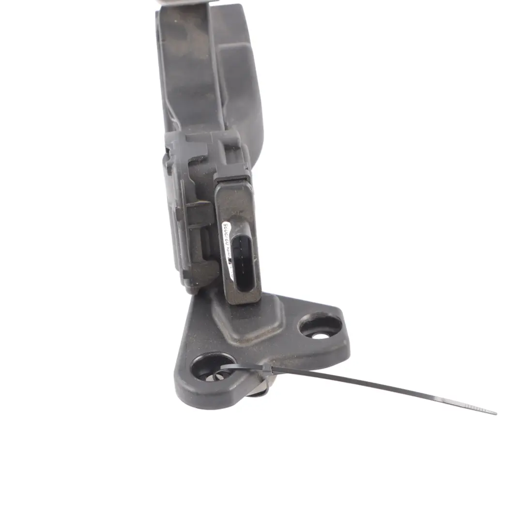 Accelerator Unit Mercedes W166 W292 Throttle Pedal to with Part number A2923000100 Accelerator Unit Mercedes W166 W292 Throttle Pedal - SKU A2923000100 - Part number A2923000100