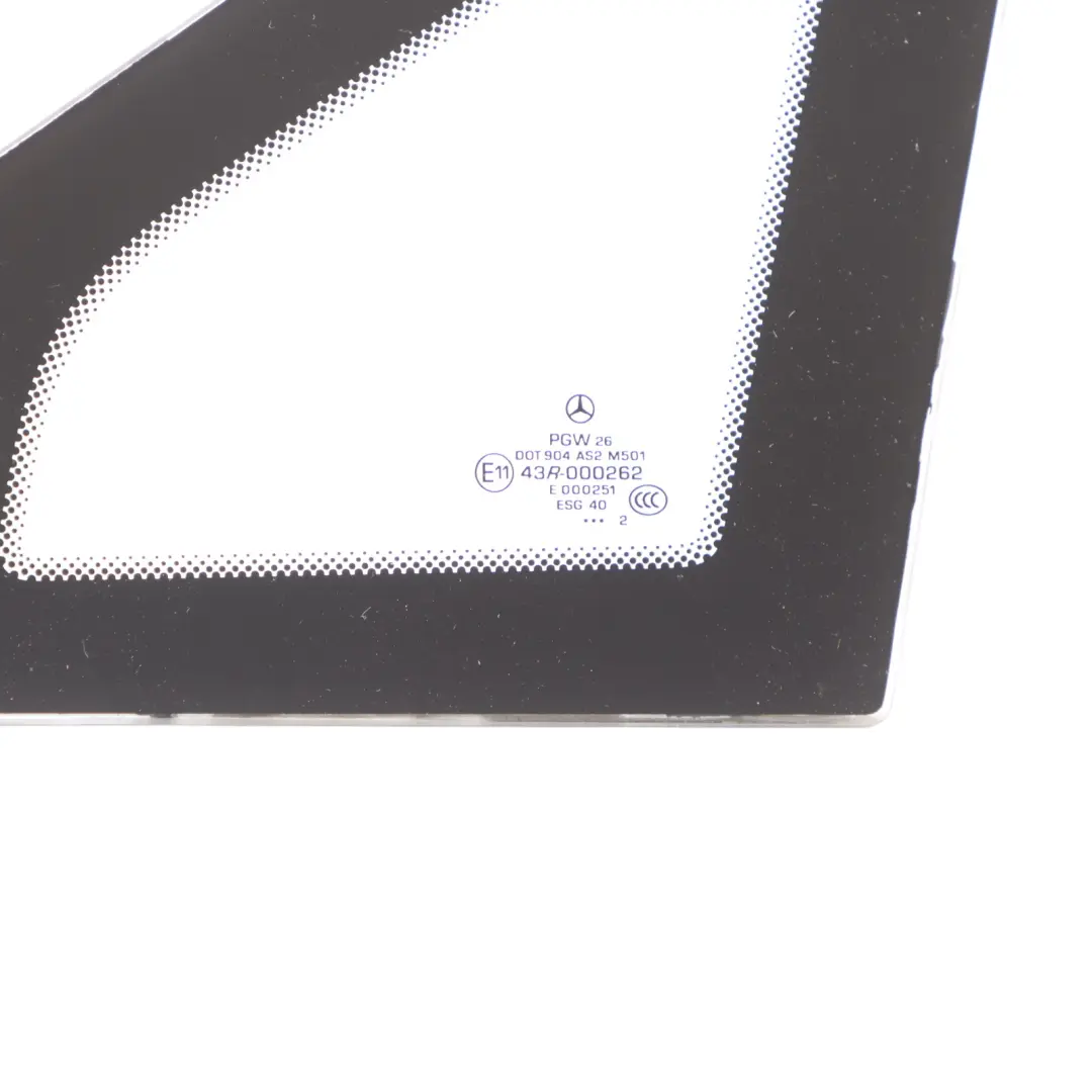 Vitre latérale Mercedes Vito W639 Avant Gauche Triangle Fixe AS2 pour à propos du numéro de pièce A6396736305 Vitre latérale Mercedes Vito W639 Avant Gauche Triangle Fixe AS2 - SKU A6396736305 - Numéro de pièce A6396736305
