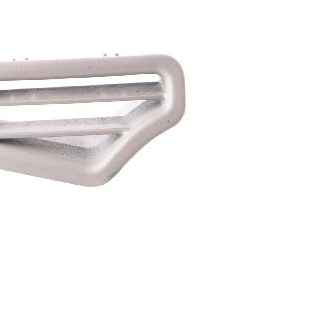 Cruscotto Superiore Destro Bocchetta Aria per Mercedes W639 con numero di parte A6398310360 Mercedes W639 Cruscotto Superiore Destro Bocchetta Aria - SKU A6398310360 - Numero di parte A6398310360