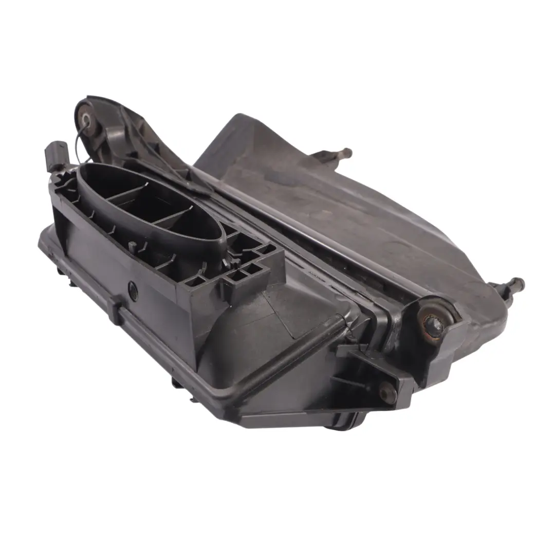 Obudowa Skrzynia Filtra Powietrza do Mercedes GL X166 o numerze A6420904301 Mercedes GL X166 Obudowa Skrzynia Filtra Powietrza - SKU A6420904301 - Numer Części A6420904301