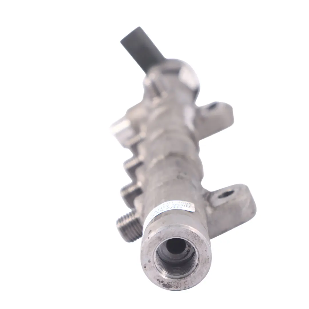 OM651 Kraftstoffeinspritzleiste für Mercedes W176 W204 W212 W246 Diesel mit Teilenummer A6510701595 Mercedes W176 W204 W212 W246 Diesel OM651 Kraftstoffeinspritzleiste - SKU A6510701595 - Teilenummer A6510701595