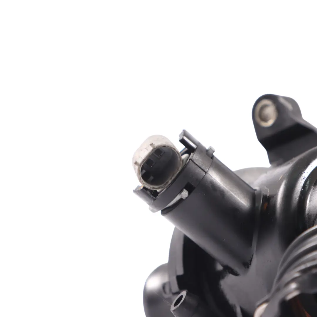 OM651 Motorkühlmittelthermostat Temperatursensor für Mercedes W204 mit Teilenummer A6512002800 Mercedes W204 OM651 Motorkühlmittelthermostat Temperatursensor - SKU A6512002800 - Teilenummer A6512002800