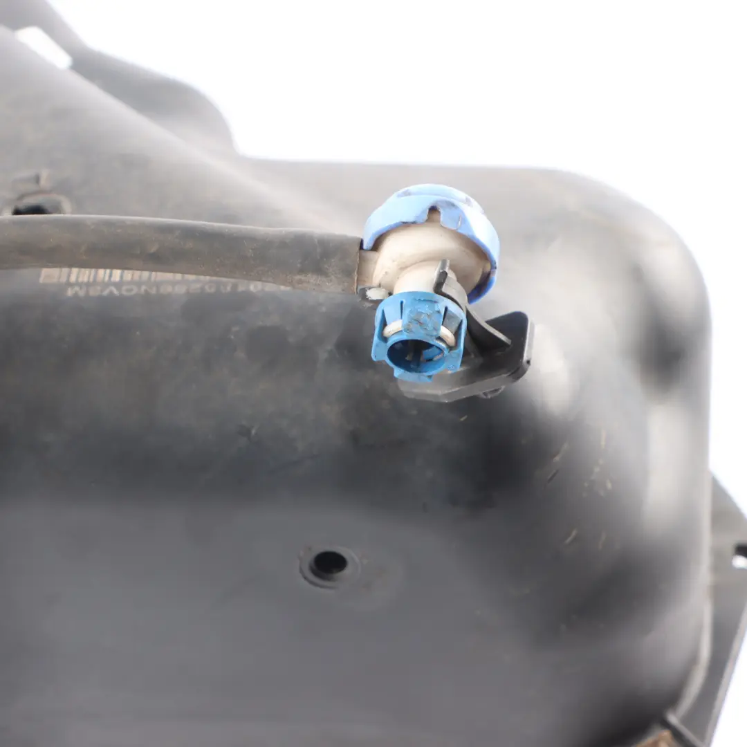 Adblue Reservoir Fuel Tank Passive to Mercedes W906 Diesel with Part number A9064701815 Mercedes W906 Diesel Adblue Reservoir Fuel Tank Passive - SKU A9064701815 - Part number A9064701815