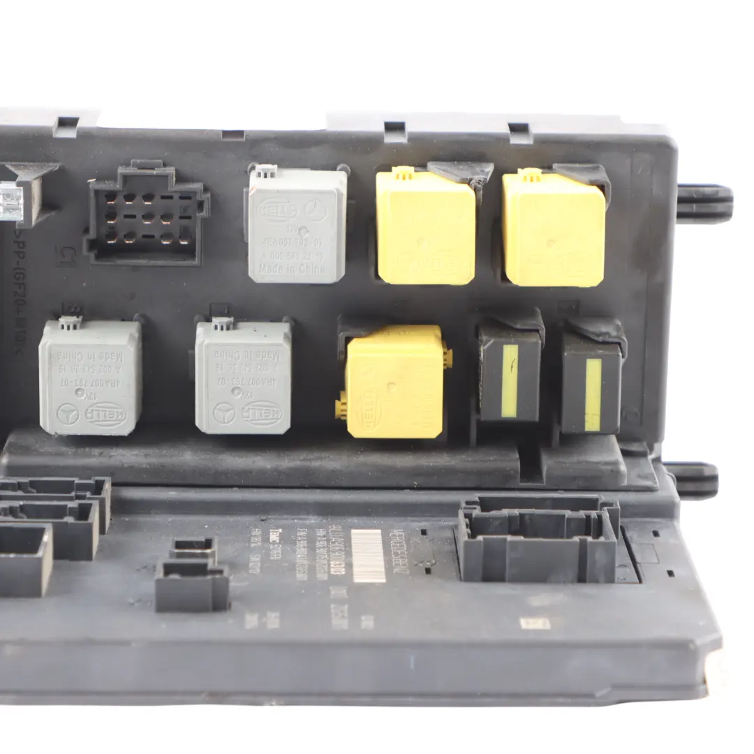 Sicherungskasten SAM Modul Steuergerät ZGS Temic für Mercedes W906 mit Teilenummer A9069006303 Mercedes W906 Sicherungskasten SAM Modul Steuergerät ZGS Temic - SKU A9069006303-1 - Teilenummer A9069006303