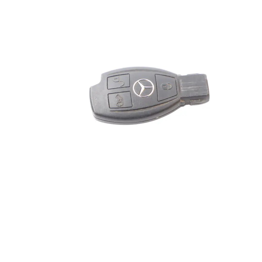 Key Ignition Lock Remote Control Unit Module to Mercedes W639 W906 with Part number A9069058500 Mercedes W639 W906 Key Ignition Lock Remote Control Unit Module - SKU A9069058500 - Part number A9069058500