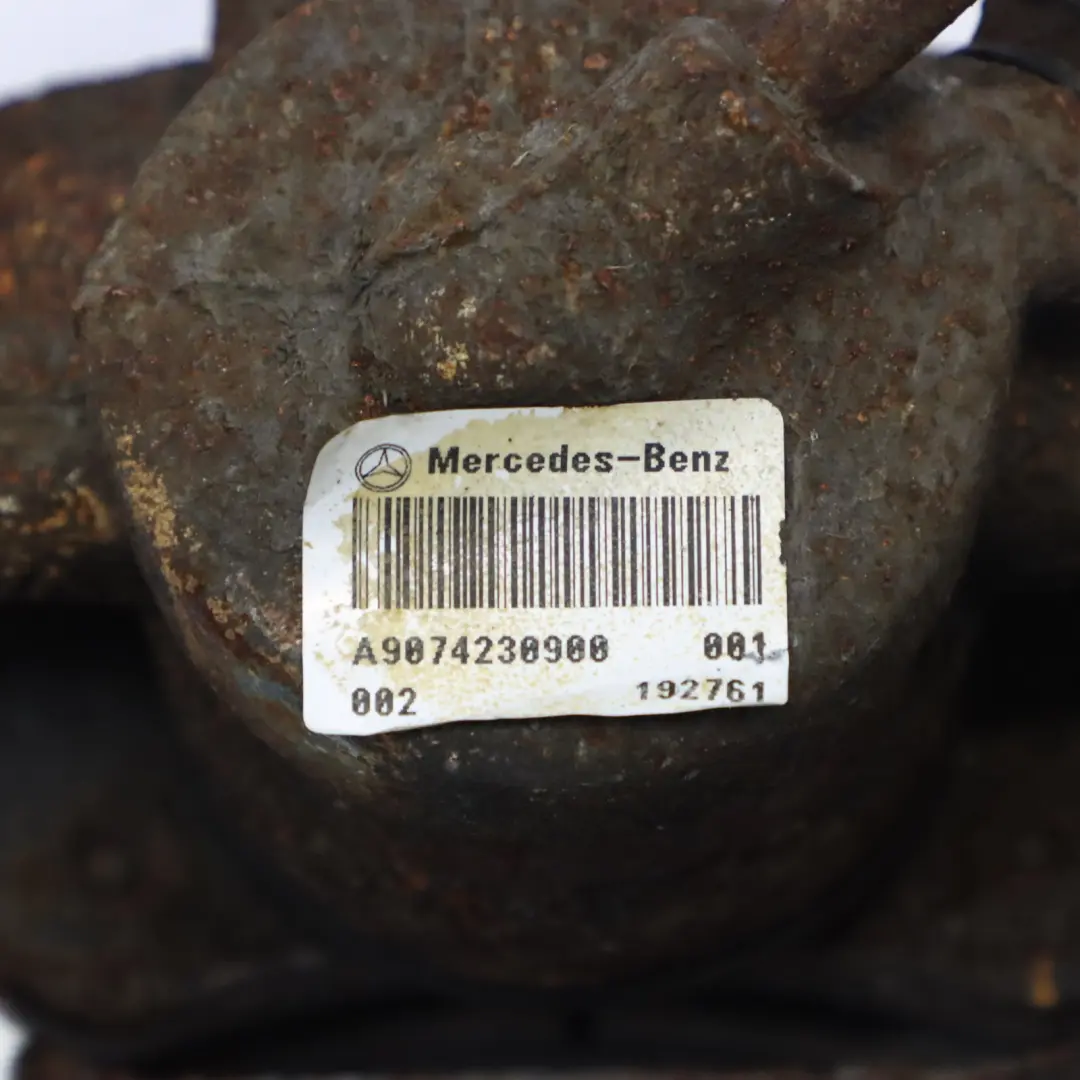 W907 Brems Sattel Hinten Rechts Radbrem Sein Heit für Mercedes mit Teilenummer A9074230900 Mercedes W907 Brems Sattel Hinten Rechts Radbrem Sein Heit - SKU A9074230900 - Teilenummer A9074230900