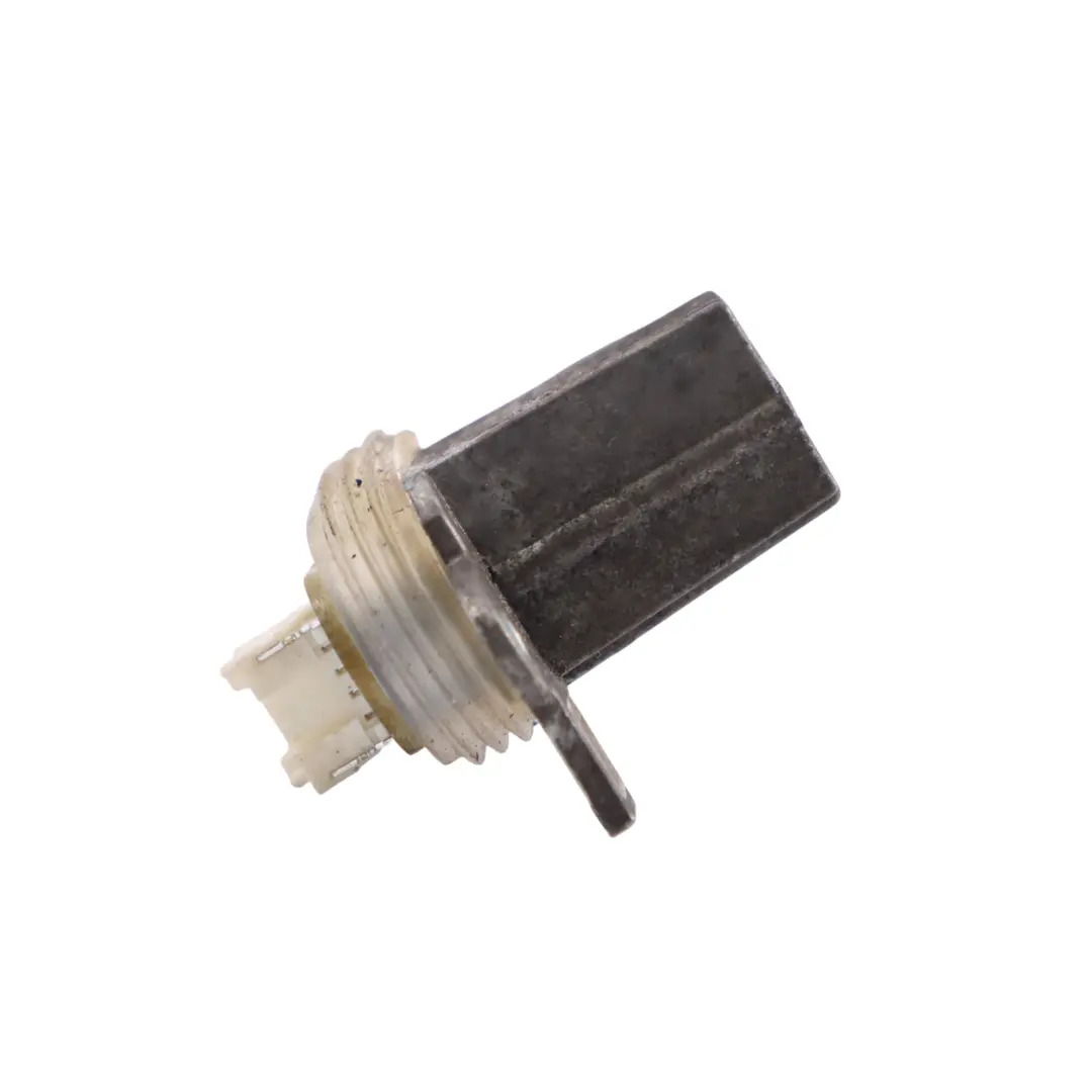 Gniazdo Żarówki LED Uchwyt Lampa Reflektor Prawy Przód do BMW F30 F32 o numerze F30-ANGEL-BULB BMW F30 F32 Gniazdo Żarówki LED Uchwyt Lampa Reflektor Prawy Przód - SKU F30-ANGEL-BULB-LEFT - Numer Części F30-ANGEL-BULB