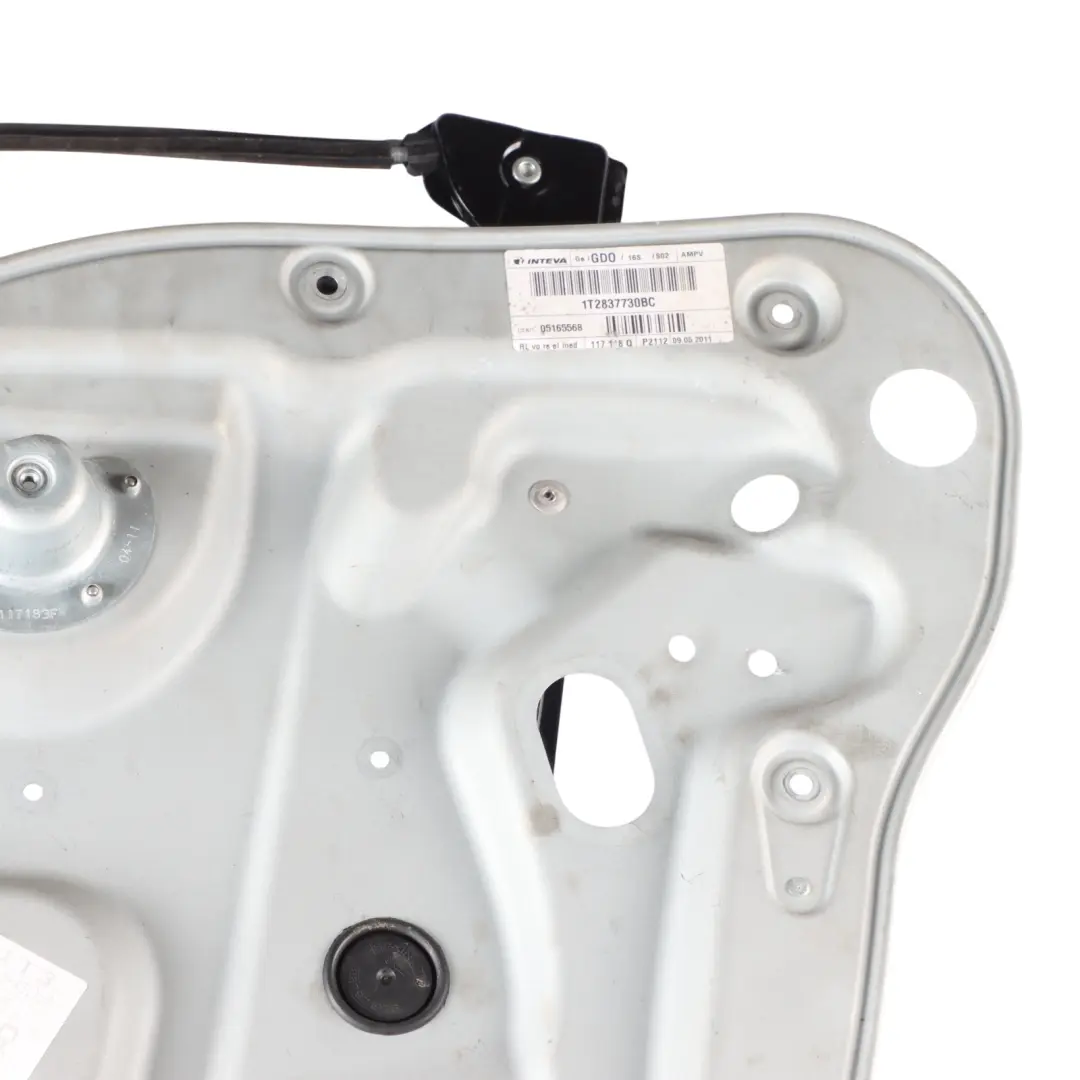 Window Lifter Regulator Front Right O/S to Volkswagen VW Touran 1T with Part number 1T2837462B Volkswagen VW Touran 1T Window Lifter Regulator Front Right O/S - SKU RHD-1T2837462B - Part number 1T2837462B