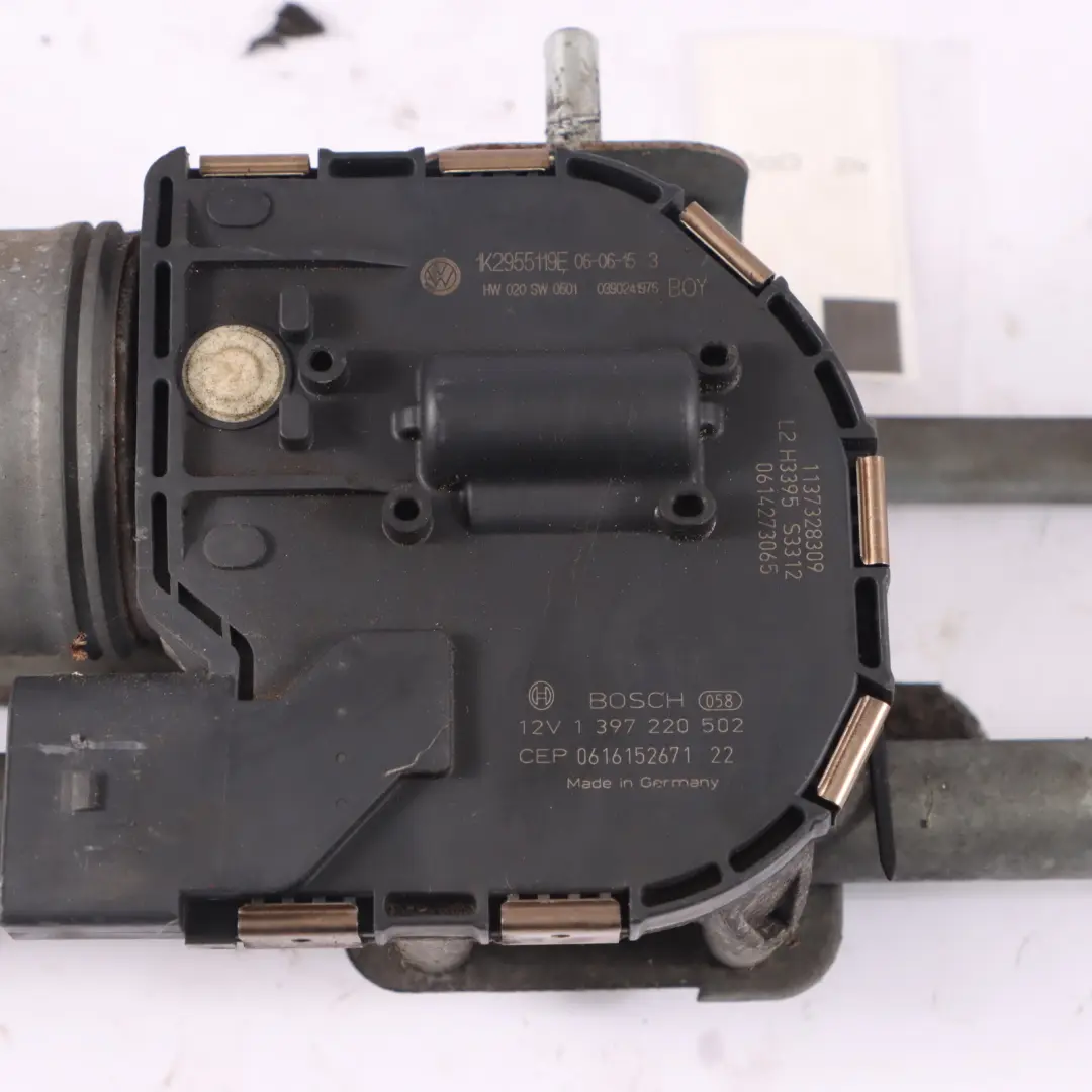 VW Volkswagen Golf 5 Front Window Windscreen Wiper Motor Assembly - SKU RHD-5K2955601-1 - Part number 5K2955601