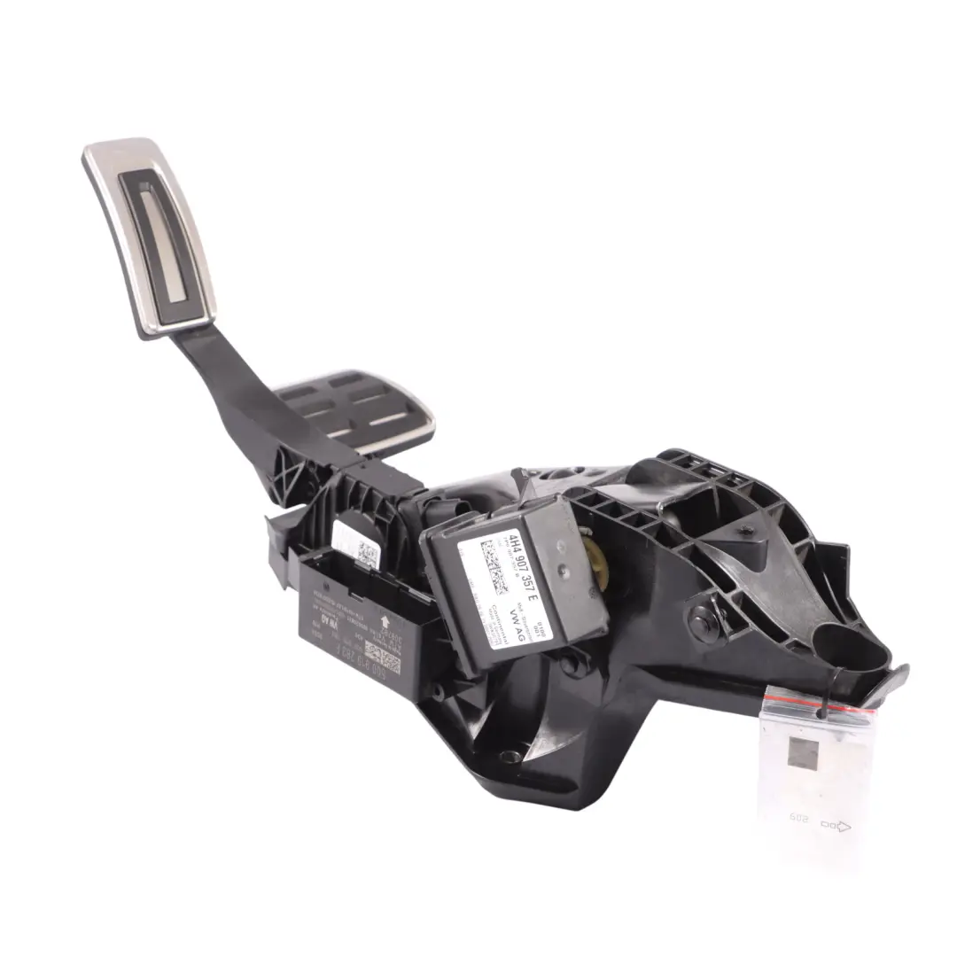 Brake Pedal Acceleration Pedal Mount Automatic to Audi TT FV with Part number 5Q2723058AB Audi TT FV Brake Pedal Acceleration Pedal Mount Automatic - SKU RHD-5Q2723058AB - Part number 5Q2723058AB