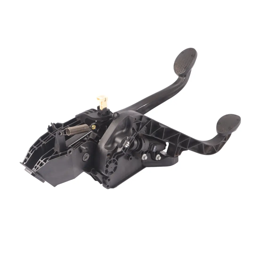 Brake Clutch Pedal Set Complete Assembly 6870830 to Mini Cooper F55 F56 F57 with Part number 3414593 Mini Cooper F55 F56 F57 Brake Clutch Pedal Set Complete Assembly 6870830 - SKU rhd-6870830 - Part number 3414593