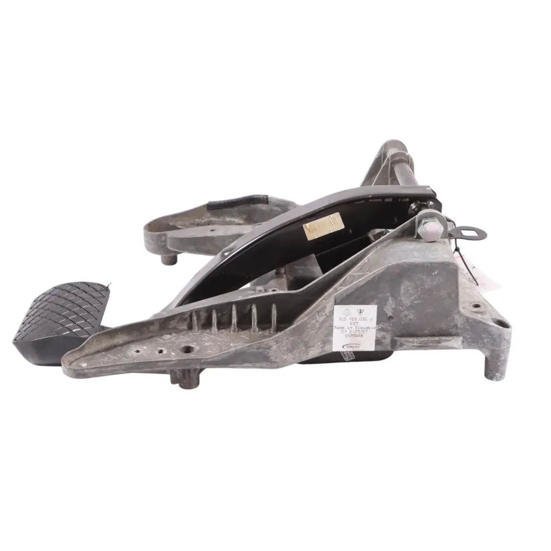 Volkswagen Toureg 7L Brake Pedal Acceleration Pedal Mount Automatic - SKU RHD-7L0723117A - Part number 7L0723117A