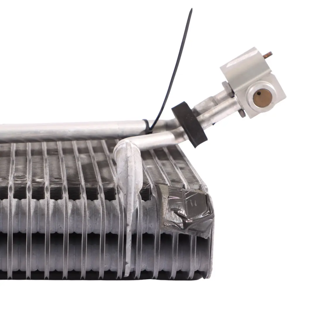 7L Air Conditioning Heater Evaporator Matrix A/C Unit to VW Touareg with Part number 7L0819087L VW Touareg 7L Air Conditioning Heater Evaporator Matrix A/C Unit - SKU RHD-7L0819087L - Part number 7L0819087L
