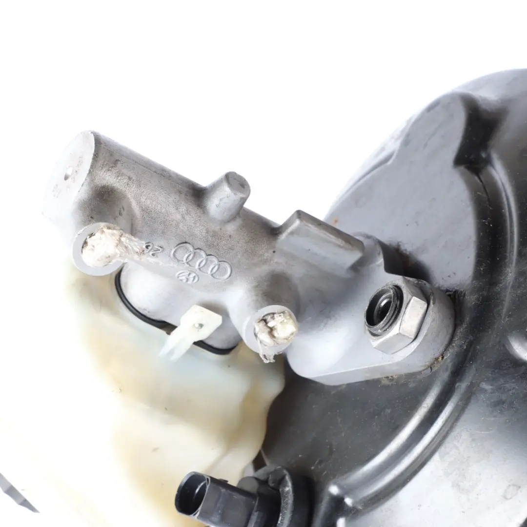 Brake Servo Booster Master Cylinder Unit to Audi Q7 4L with Part number 7L8612101E Audi Q7 4L Brake Servo Booster Master Cylinder Unit - SKU RHD-7L8612101E - Part number 7L8612101E