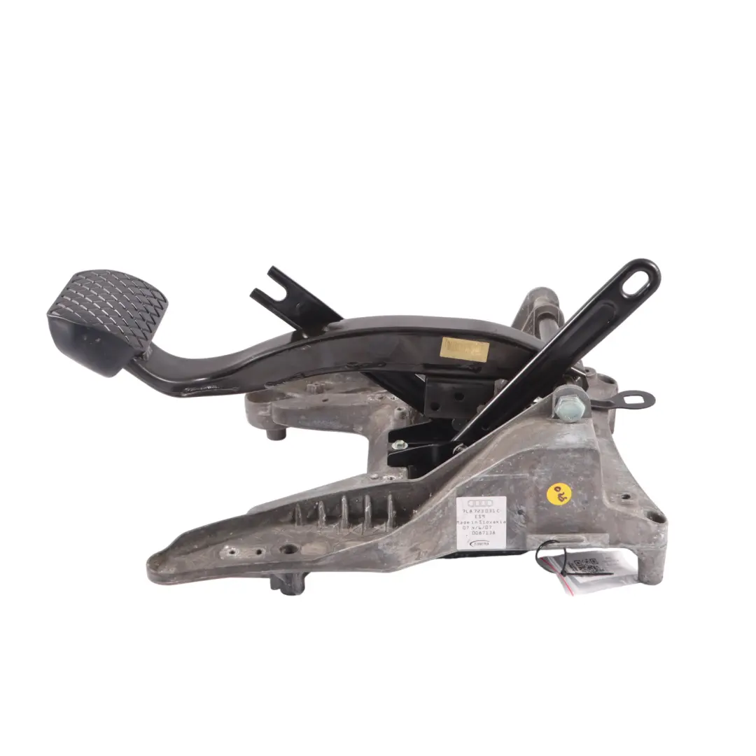 Brake Pedal Bracket Mount Holder Support 7L8723031C to Audi Q7 4L with Part number 7L8723117A Audi Q7 4L Brake Pedal Bracket Mount Holder Support 7L8723031C - SKU RHD-7L8723117A - Part number 7L8723117A