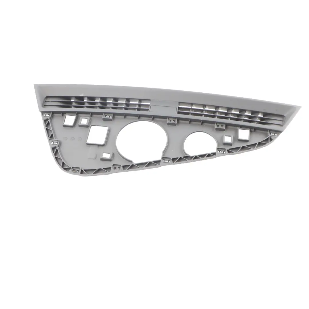 Top Centre Dash Defroster Vent to Audi S4 B9 with Part number 8W2819635A Audi S4 B9 Top Centre Dash Defroster Vent - SKU RHD-8W2819635A - Part number 8W2819635A