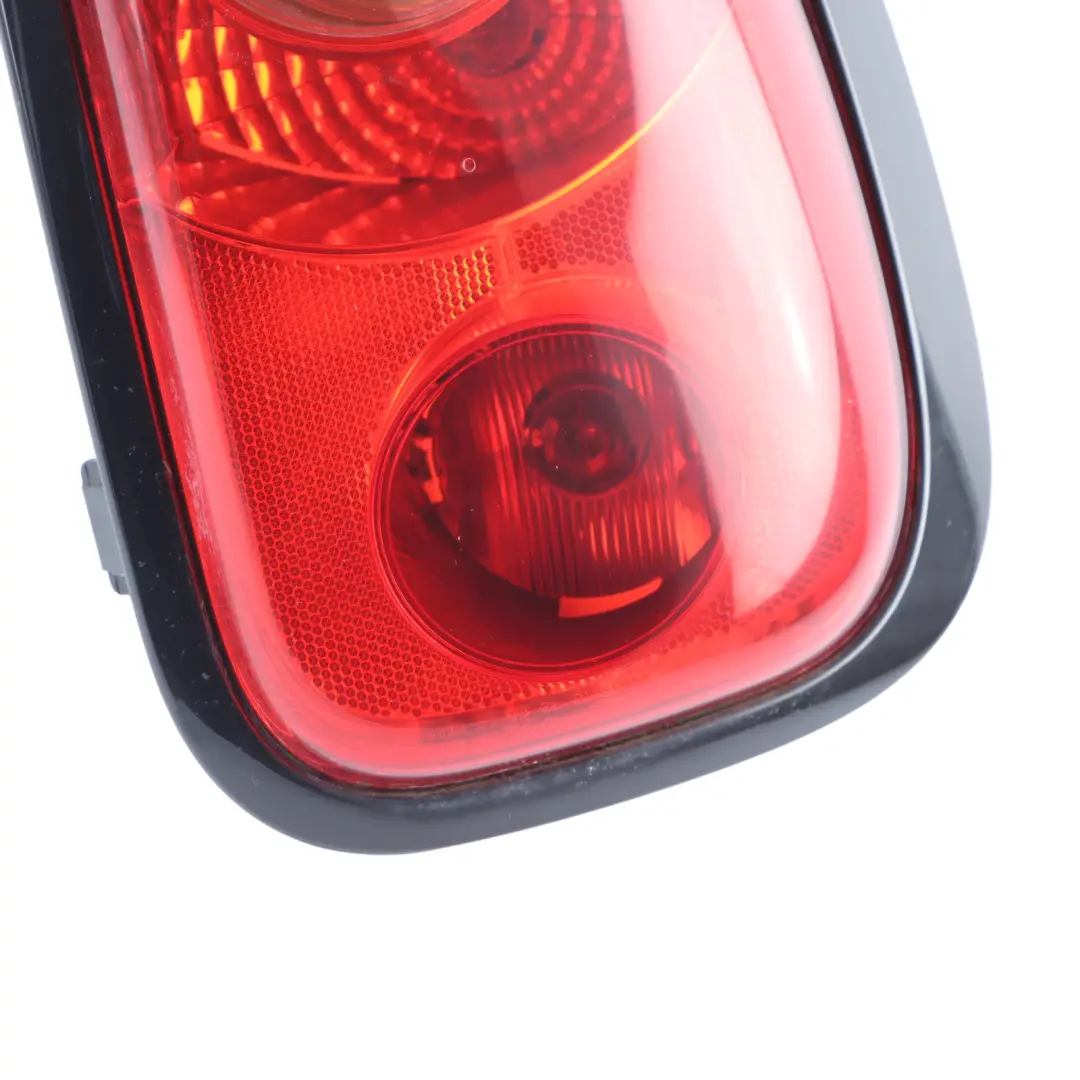 Lamp Side Tail Light Assembly Taillight Right O/S to Mini R60 Rear with Part number 9811762 Mini R60 Rear Lamp Side Tail Light Assembly Taillight Right O/S - SKU RHD-9811762-1 - Part number 9811762