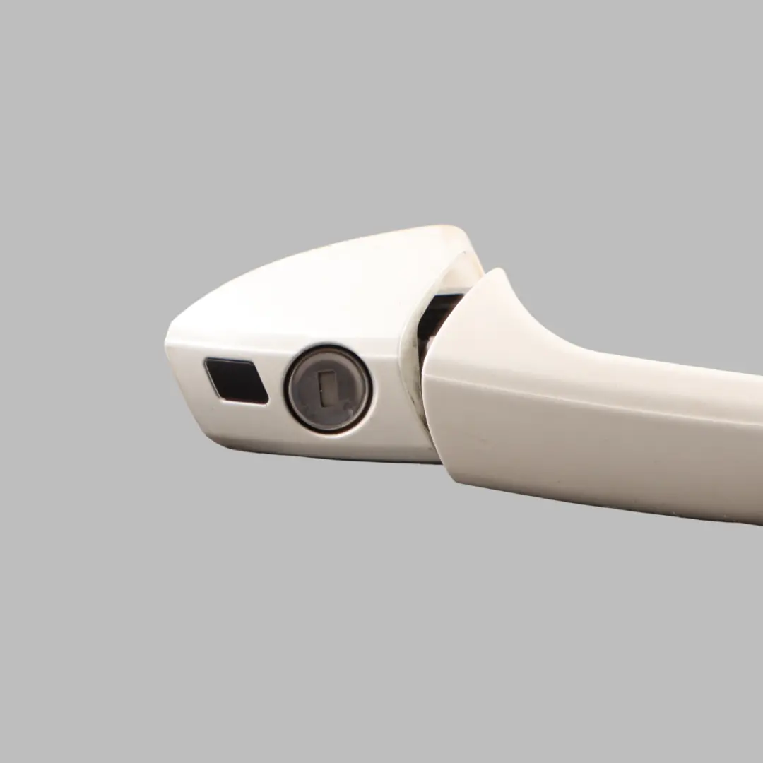 Mercedes W204 Front Grab Handle Door Right O/S Diamond White Metalic 799 - SKU RHD-A2047600270-DWM - Part number A2047600270