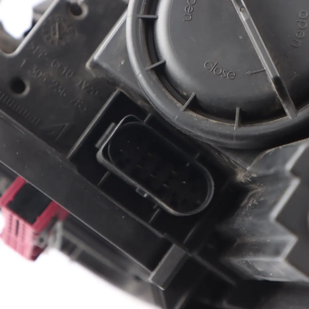 Headlamp Headlight Xenon Lamp Light Front Right O/S A2048205859 to Mercedes W204 with Part number A2048203839 Mercedes W204 Headlamp Headlight Xenon Lamp Light Front Right O/S A2048205859 - SKU RHD-A2048203839-2 - Part number A2048203839