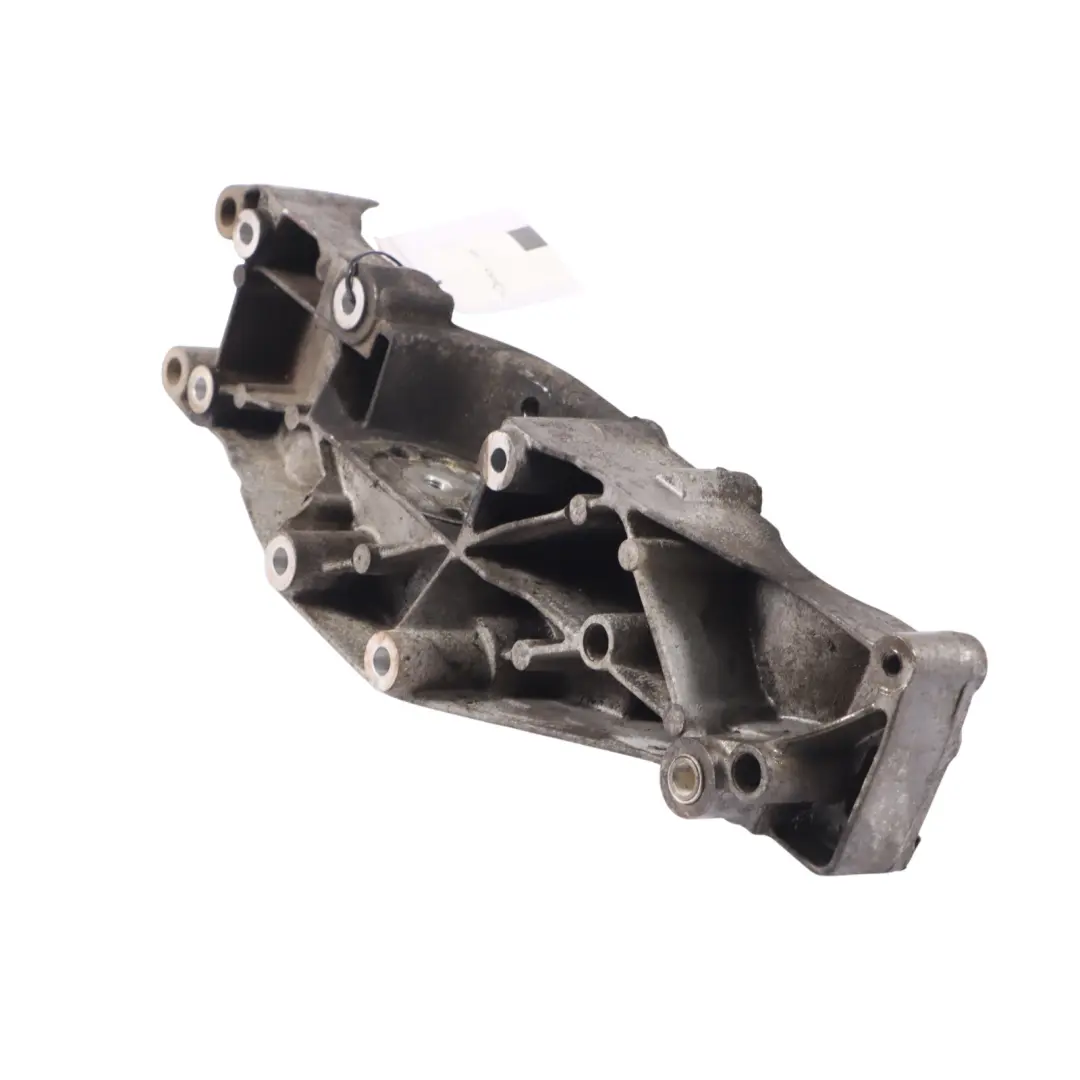Supporto staffa di montaggio motore diesel per Ford Transit 2.4 TDCI con numero di parte YC1F-10K019-BA Ford Transit 2.4 TDCI Supporto staffa di montaggio motore diesel - SKU YC1F-10K019-BA - Numero di parte YC1F-10K019-BA