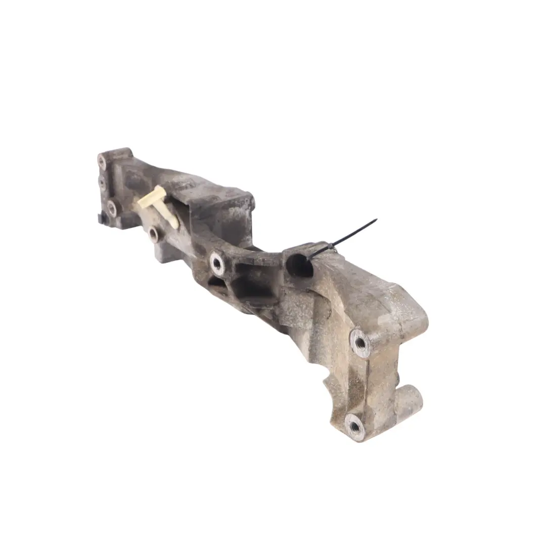 Supporto staffa di montaggio motore diesel per Ford Transit 2.4 TDCI con numero di parte YC1F-10K019-BA Ford Transit 2.4 TDCI Supporto staffa di montaggio motore diesel - SKU YC1F-10K019-BA - Numero di parte YC1F-10K019-BA