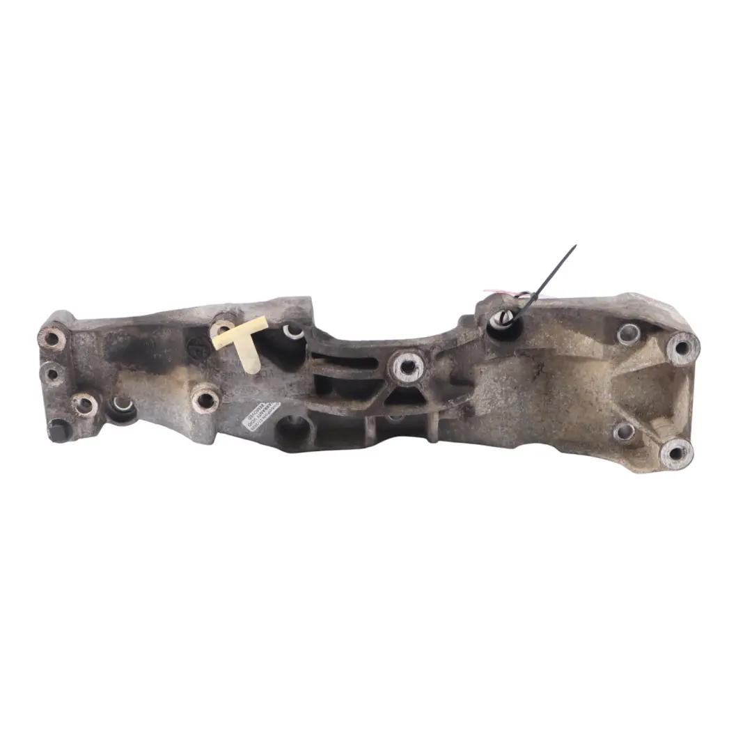 Ford Transit 2.4 TDCI Supporto staffa di montaggio motore diesel - SKU YC1F-10K019-BA - Numero di parte YC1F-10K019-BA