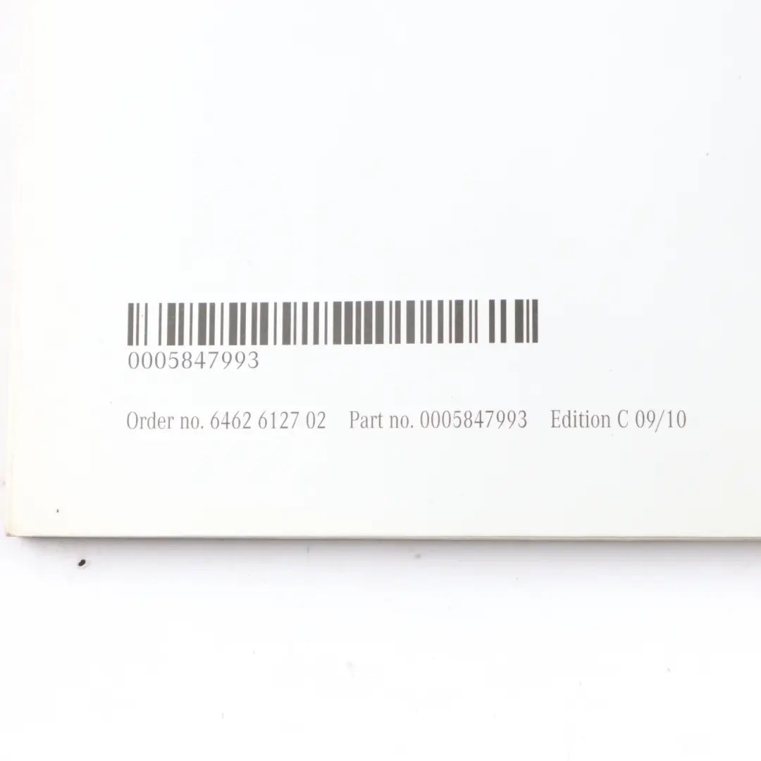 Owner's Handbook Instructions Book Booklet to Mercedes Vito W639 with Part number 0005847993 Mercedes Vito W639 Owner's Handbook Instructions Book Booklet - SKU 0005847993 - Part number 0005847993