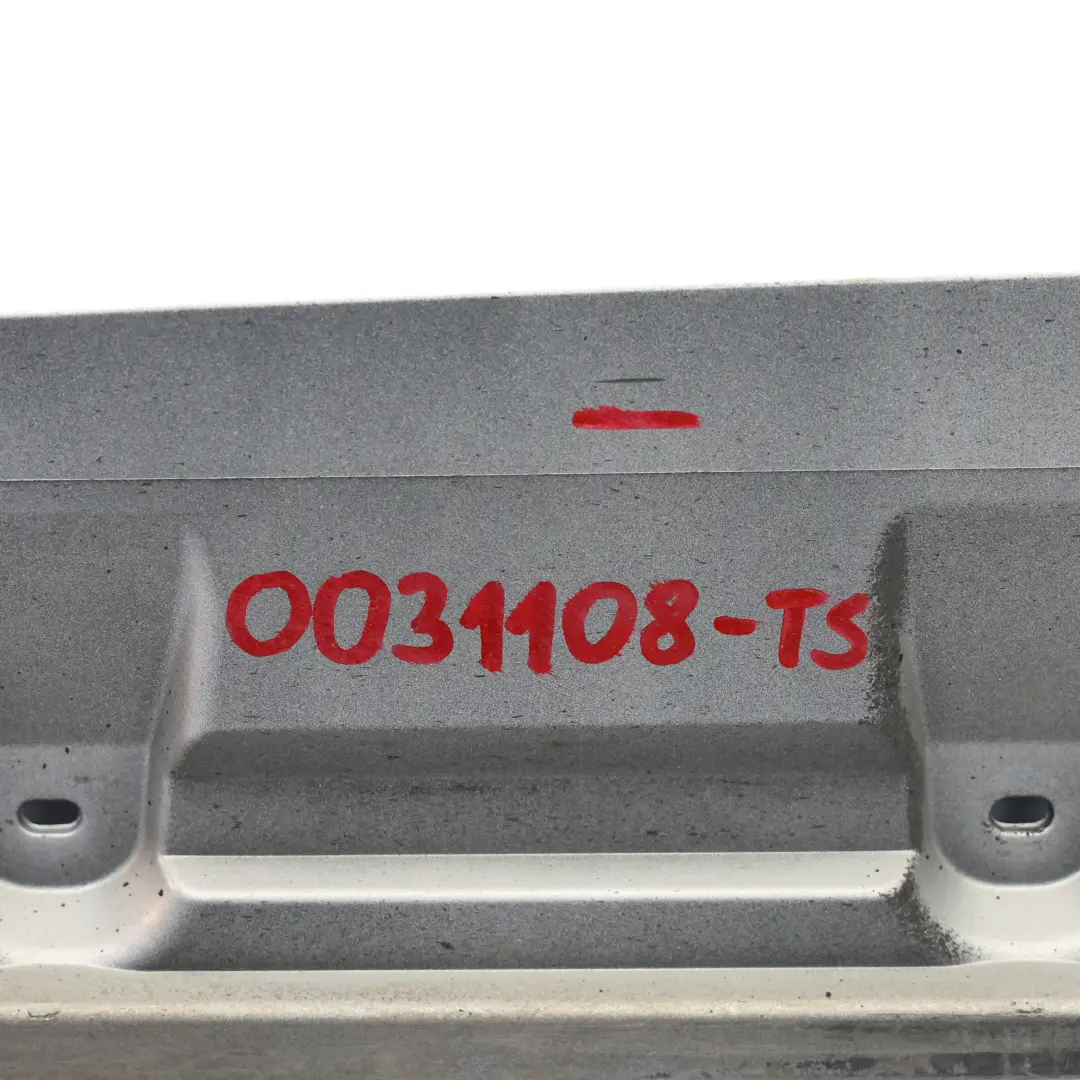 Faldón Lateral Derecho Listón de umbral Panel Titansilber Plata - 354 para BMW Z4 E85 con número de pieza 0031108 BMW Z4 E85 Faldón Lateral Derecho Listón de umbral Panel Titansilber Plata - 354 - SKU 0031108-TS - Número de pieza 0031108