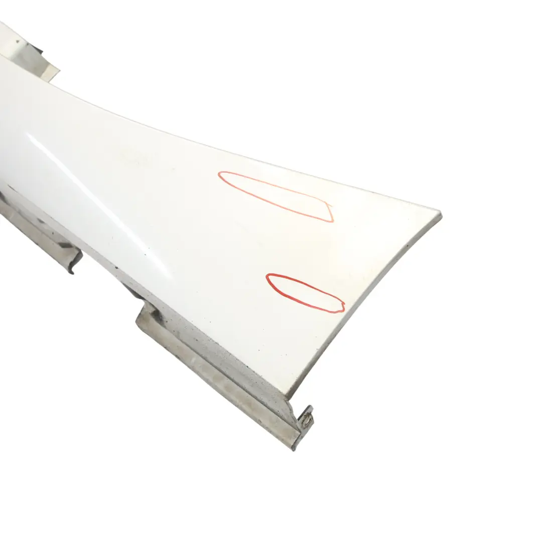 Faldón Lateral Derecho Listón de umbral Panel Titansilber Plata - 354 para BMW Z4 E85 con número de pieza 0031108 BMW Z4 E85 Faldón Lateral Derecho Listón de umbral Panel Titansilber Plata - 354 - SKU 0031108-TS - Número de pieza 0031108