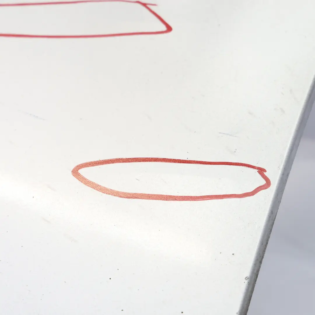 Faldón Lateral Derecho Listón de umbral Panel Titansilber Plata - 354 para BMW Z4 E85 con número de pieza 0031108 BMW Z4 E85 Faldón Lateral Derecho Listón de umbral Panel Titansilber Plata - 354 - SKU 0031108-TS - Número de pieza 0031108